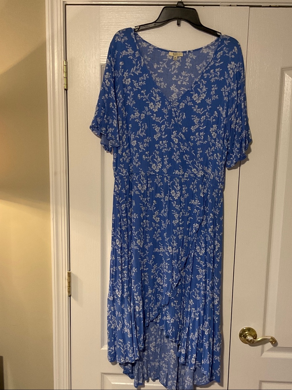 Kori Blue Floral V-Neck Midi Dress